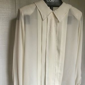 RARE FIND**VINTAGE**Nilani long sleeve Blouse